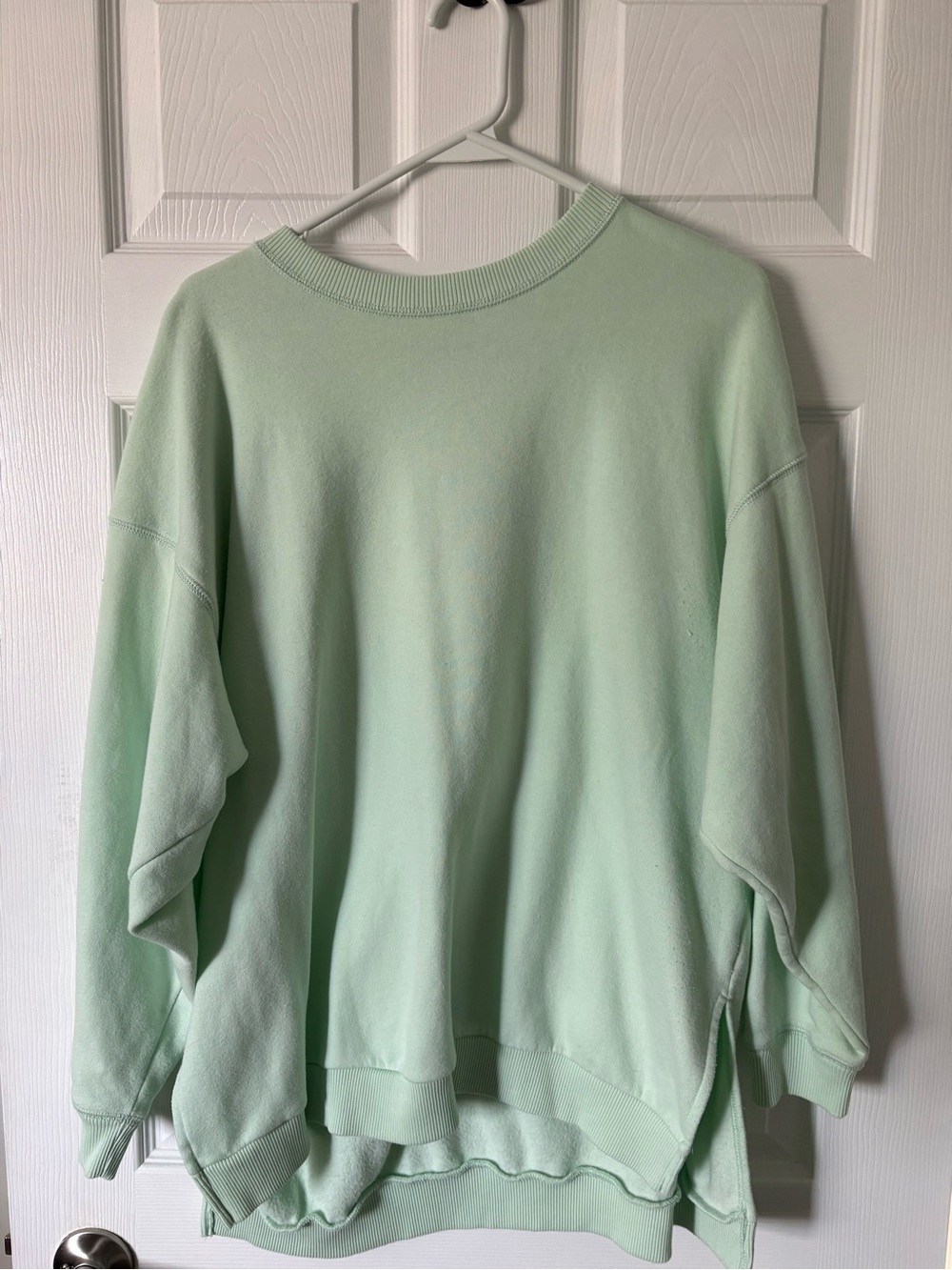 American eagle Women's Mint Green Crewneck Sweater